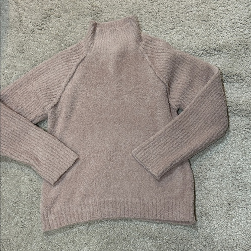 Softies sweater  size M EUC